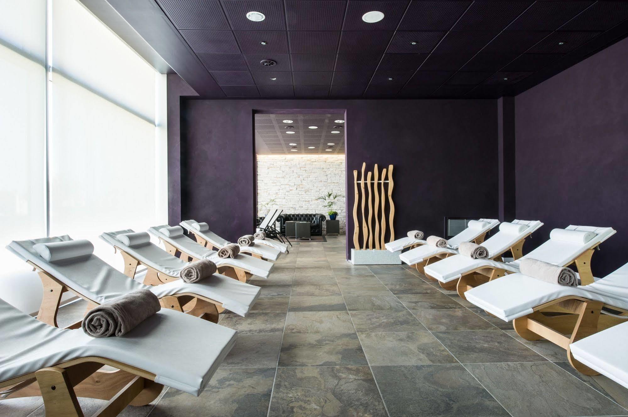 Viest Otel 4*